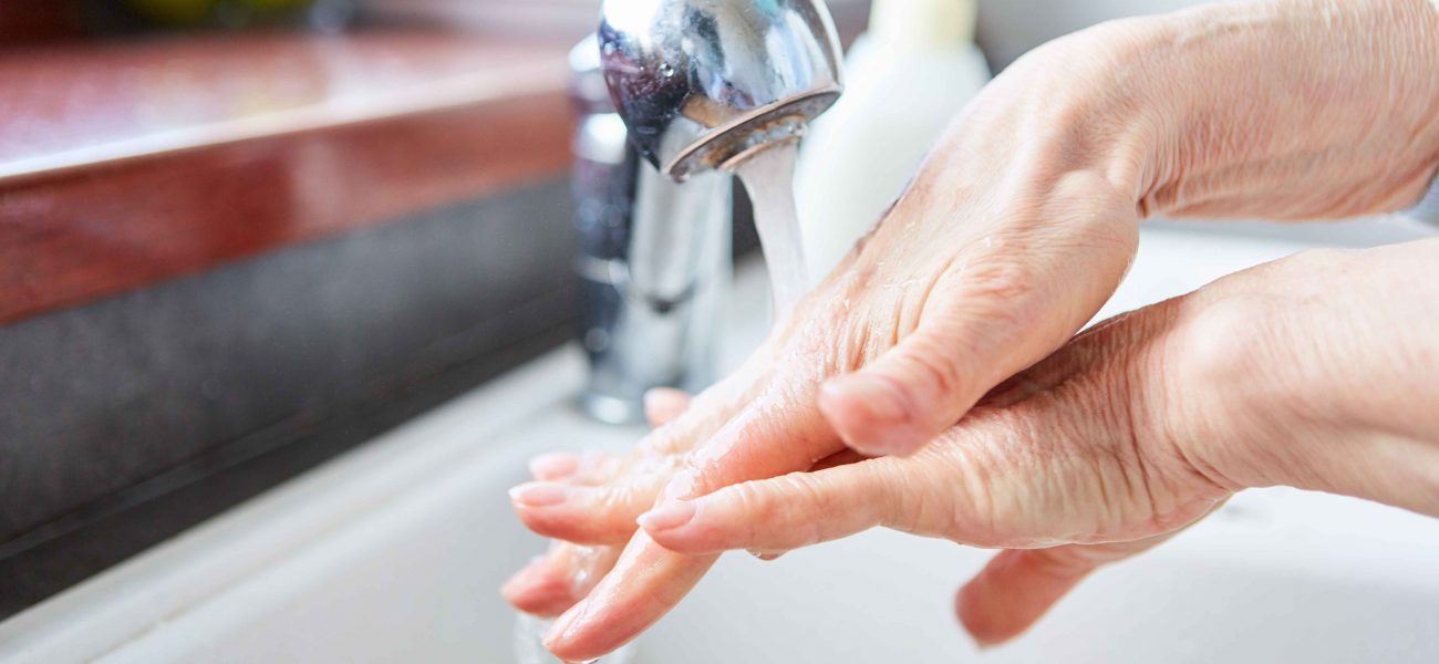 Proper Hygiene while Using Diapers for Senior Citizens